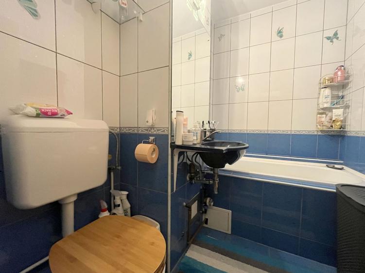 Apartament cu 4 camere decomandat, mobilat în Simion Bărnuțiu