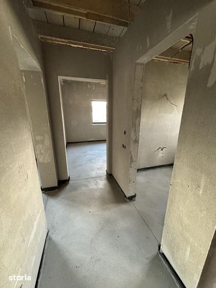 Casă cu 5 camere cu Teren 452 Mp în Apahida
