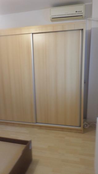 Apartament cu 4 camere decomandat în 13 Septembrie