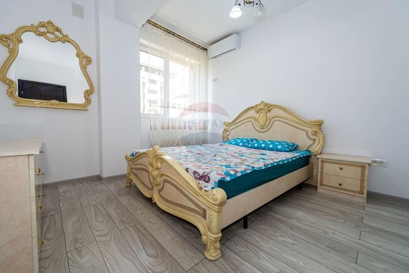 Apartament cu 2 camere semidecomandat, mobilat în Păcii