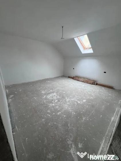 Casă cu 7 camere cu Teren 150 Mp în Rădăuți