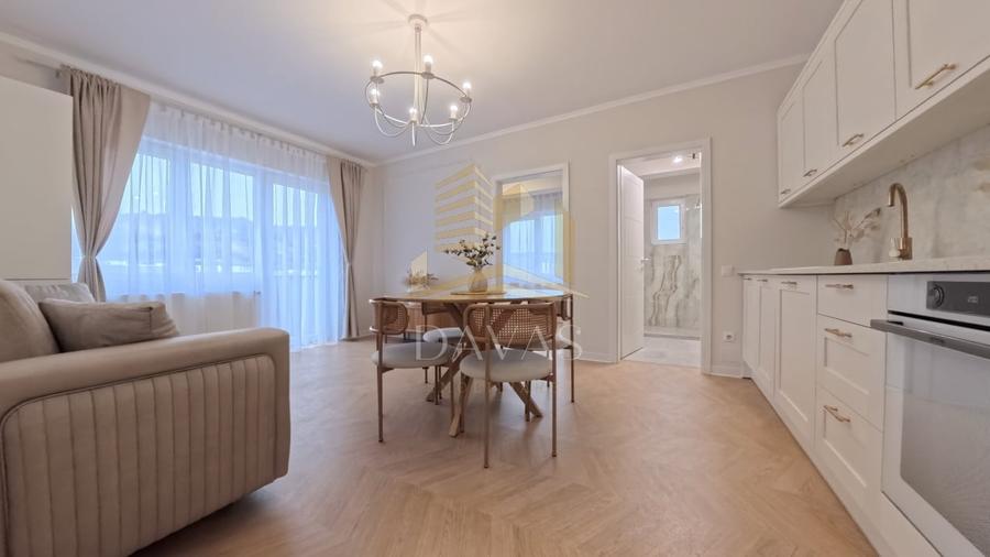 Apartament cu 3 camere semidecomandat, mobilat în Florești — fotografia 1
