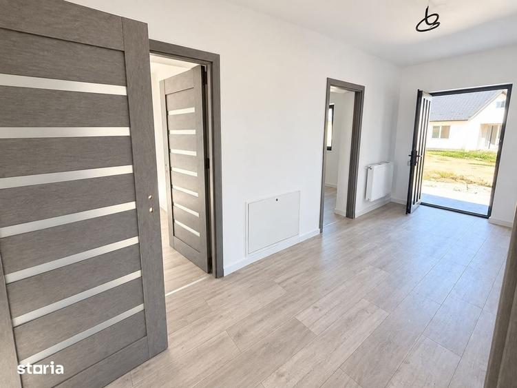 Casă cu 3 camere în Dancu