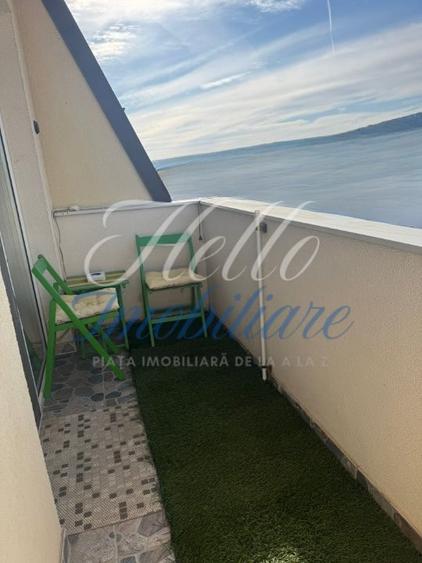 Apartament cu 3 camere semidecomandat, mobilat în Florești