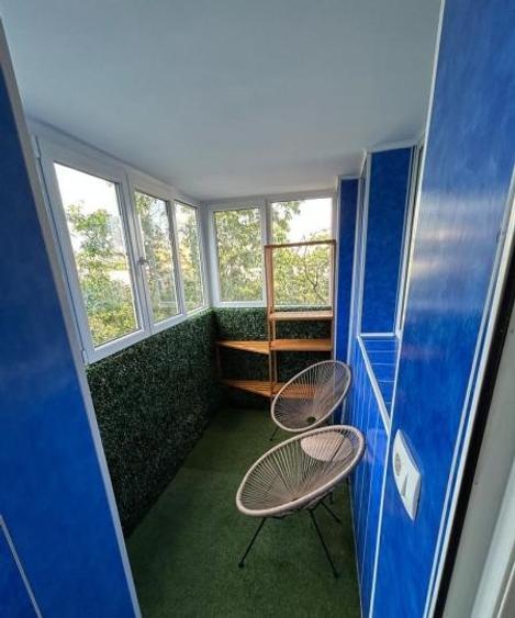 Apartament cu 2 camere decomandat, mobilat în Titan