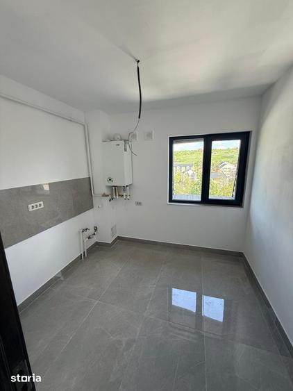 Apartament cu 2 camere decomandat în Rediu