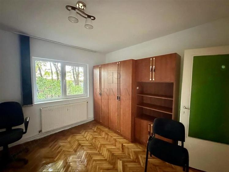 Apartament cu 2 camere decomandat, mobilat în Lipovei