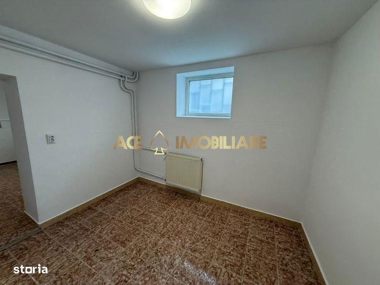 Casă cu 5 camere cu Teren 121 Mp în Grivița