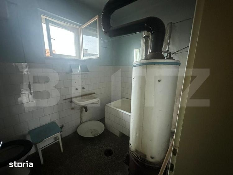 Casă cu 4 camere cu Teren 6197 Mp în Micula