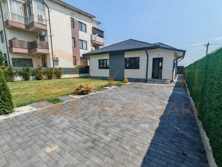 Casă de vânzare în Cumpăna, la cheie, utilități complete, deschidere la 2 străzi - 1