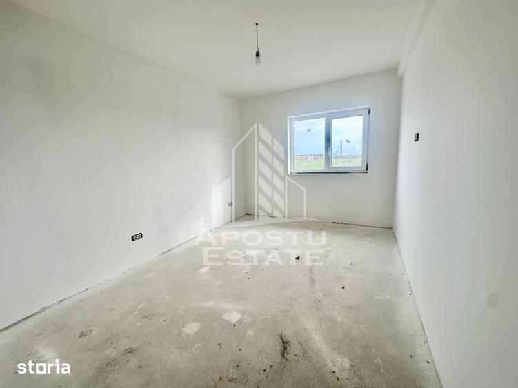 Duplex cu 5 camere in zona benzinariei Eso din Giroc - 1