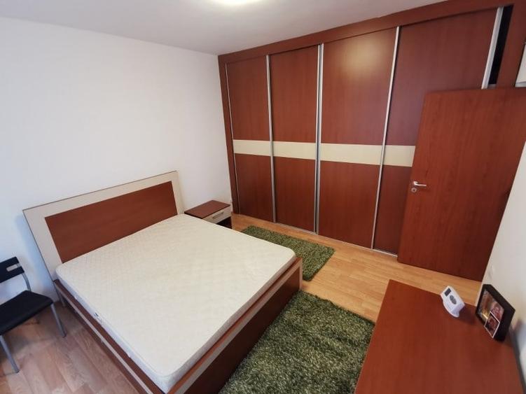 Apartament cu 2 camere decomandat în Drumul Taberei