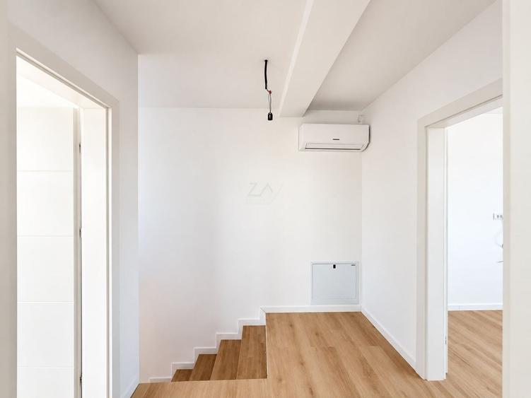 Duplex cu 3 camere cu Canalizare în Moșnița Nouă