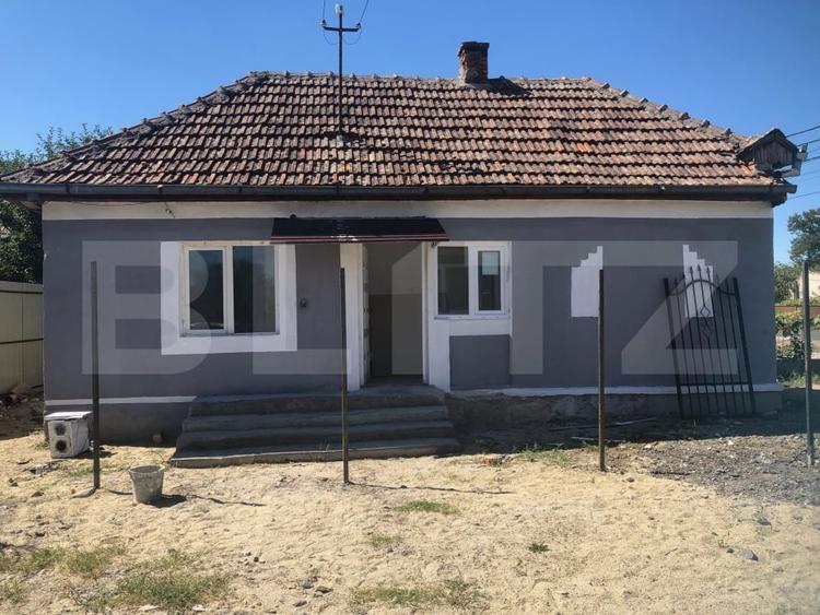 Casă individuală cu 1 camere cu Canalizare în Petin
