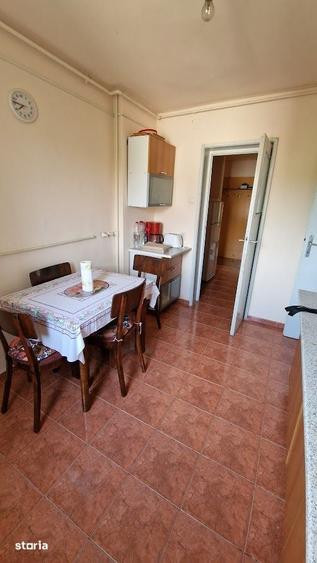 Apartament cu 2 camere decomandat în Elisabetin