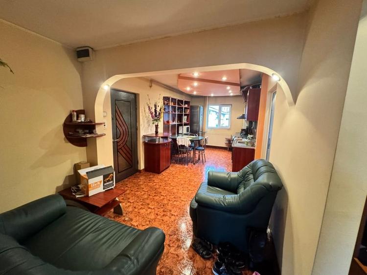 Apartament 3 camere, 65 mp, zonă Centrală - 2