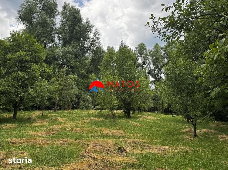 Teren de 2115 mp, în Breaza