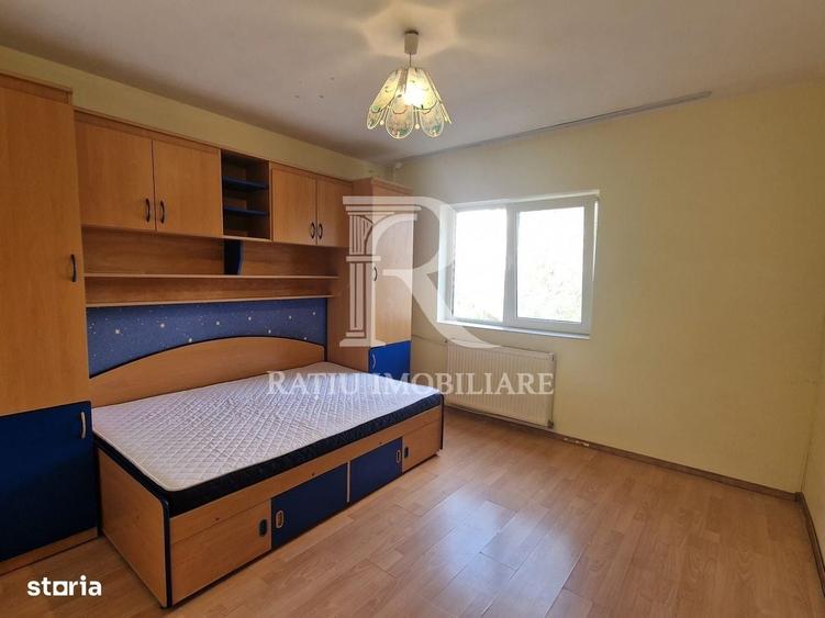 Apartament cu 3 camere în Nufărul