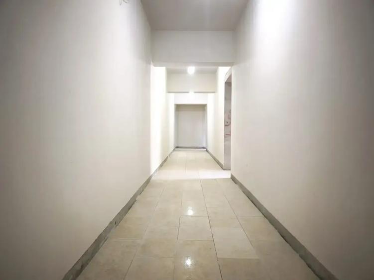 Apartament cu 3 camere decomandat în Theodor Pallady