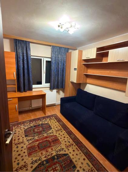 Apartament cu 3 camere decomandat în City Park Mall
