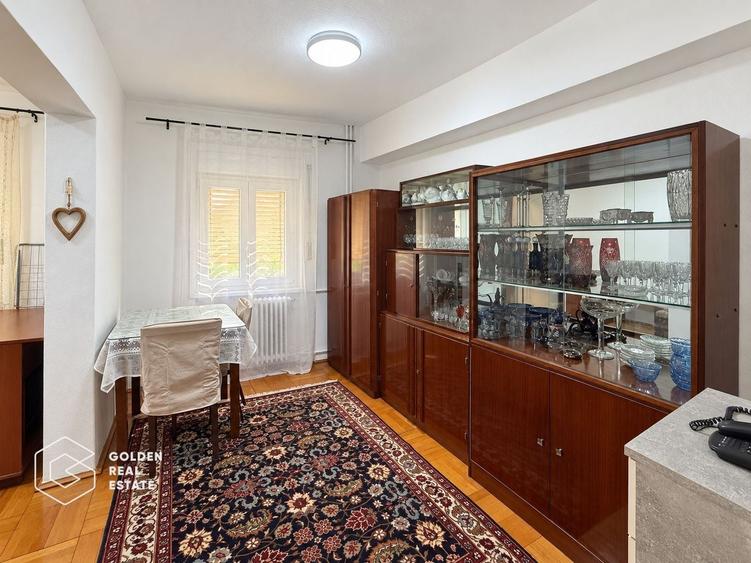Apartament cu 3 camere semidecomandat în Central