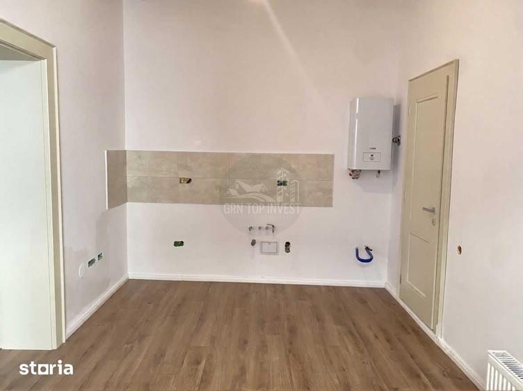 Apartament cu 3 camere semidecomandat în Ultracentral