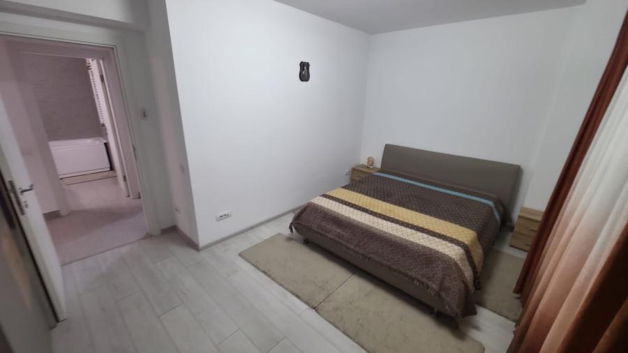 Apartament cu 3 camere decomandat în Ozana