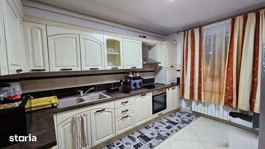 Apartament cu 3 camere decomandat în Ghencea