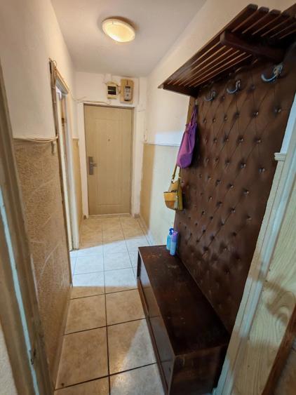 Apartament cu 2 camere semidecomandat în Inel II