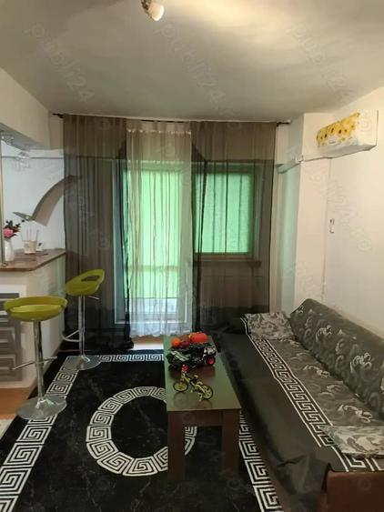 Garsonieră decomandată în Ultracentral