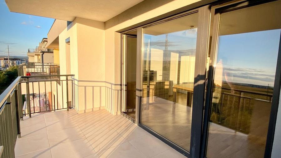 Apartament cu 2 camere semidecomandat, mobilat în Turnișor