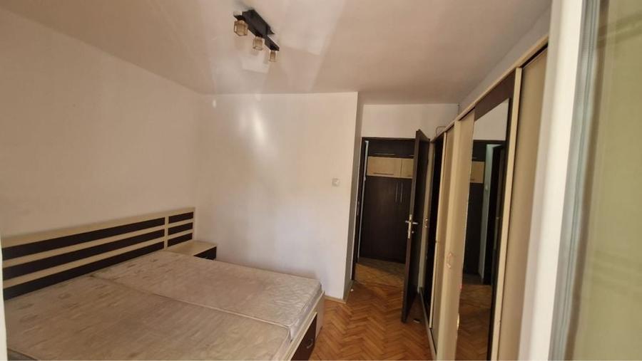 Apartament cu 2 camere decomandat în Tudor