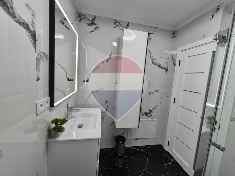 Apartament cu 2 camere semidecomandat, mobilat în Copou