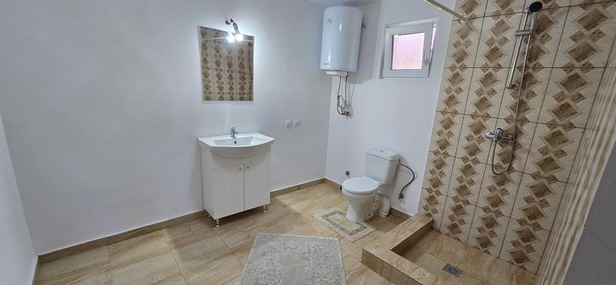 Casă cu 3 camere în Corbeanca
