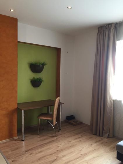 Apartament cu 2 camere decomandat, mobilat în Vitan-Bârzești