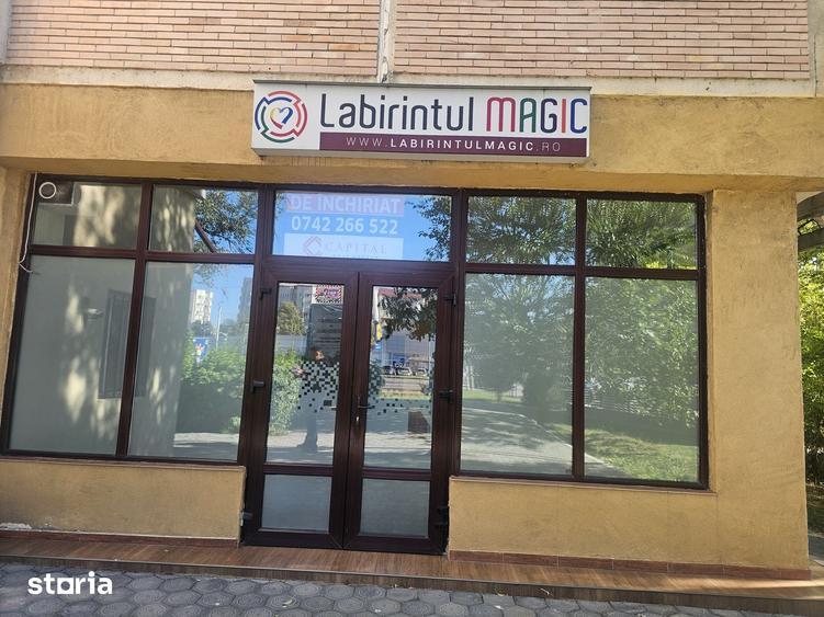 Spațiu comercial, de 80 mp, în Nicolina