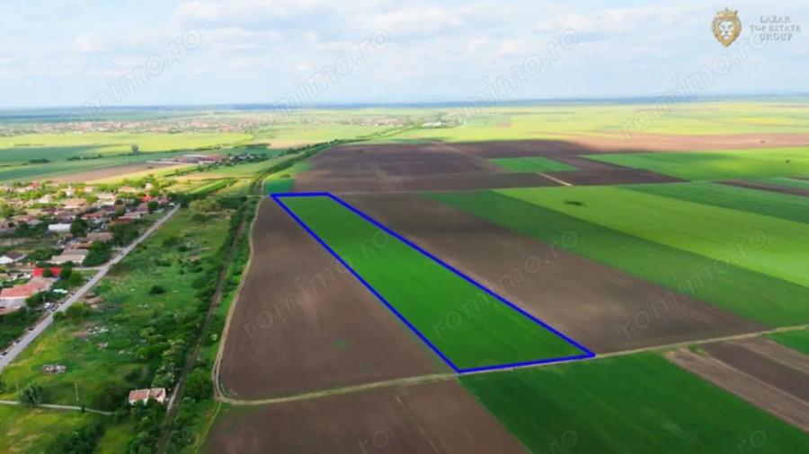 Teren de 68900 mp, în Munar