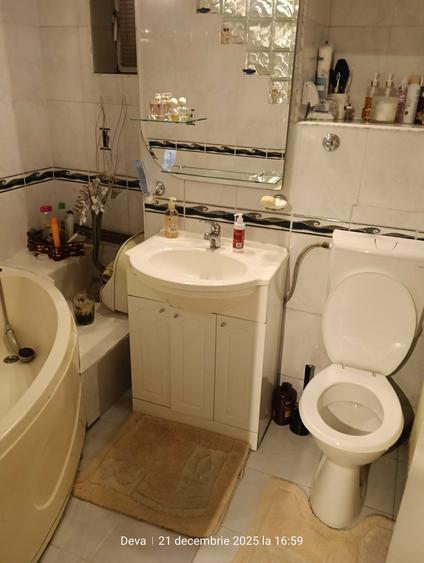 De inchiriat Apartament 3 camere ultracentral DEVA - 3