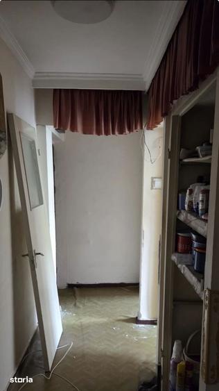 Apartament cu 3 camere în Războieni