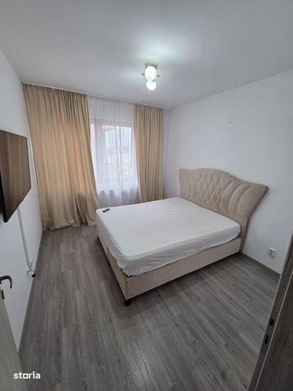 Apartament cu 3 camere în Berceni