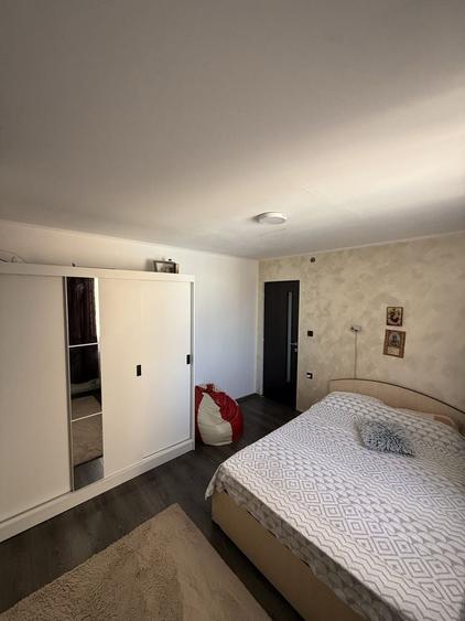 Apartament cu 2 camere decomandat în Exterior Vest