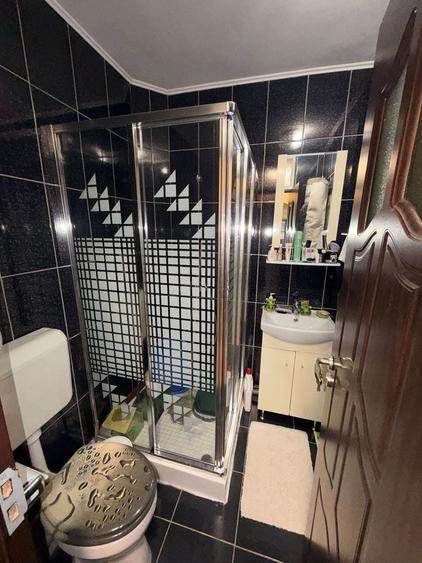 Apartament 4 camere de vanzare Crangasi - 12