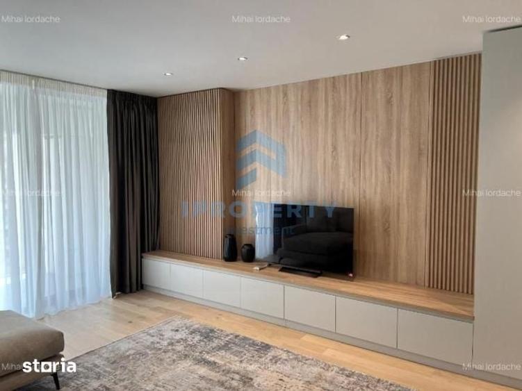 Apartament cu 2 camere semidecomandat în Tei