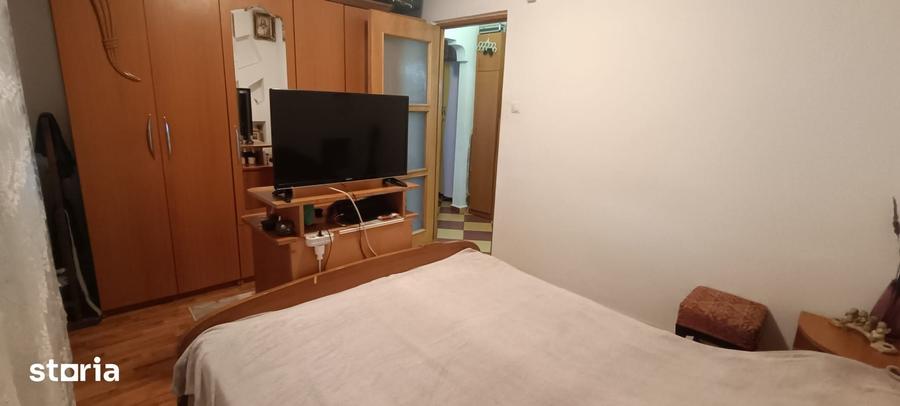 Apartament cu 2 camere semidecomandat în Micro 3
