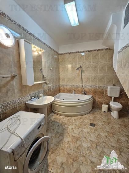 Casă cu 4 camere în Dudu