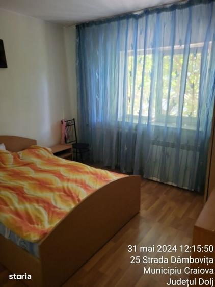 Apartament cu 3 camere decomandat în George Enescu