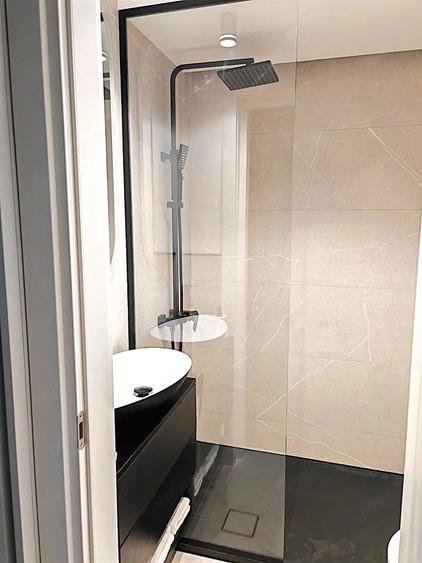 Apartament cu 2 camere semidecomandat în Universitate