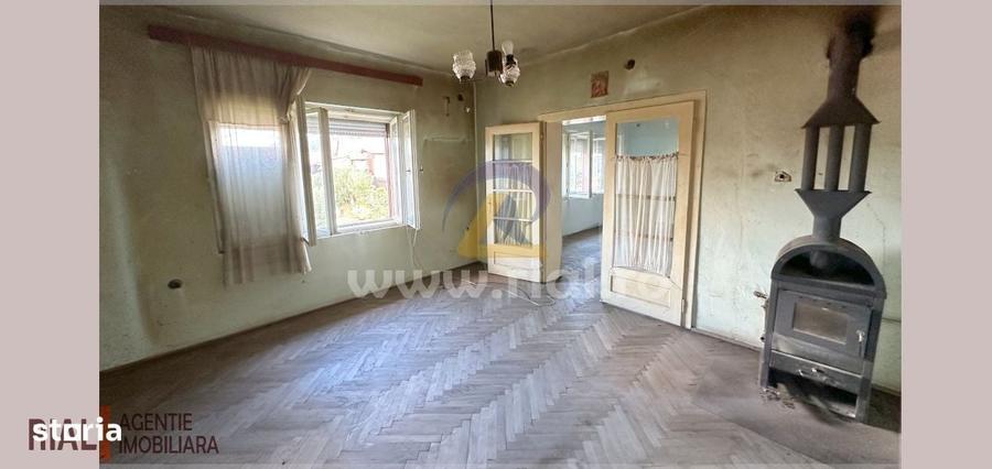 Casă cu 3 camere nedecomandat în Vitrometan