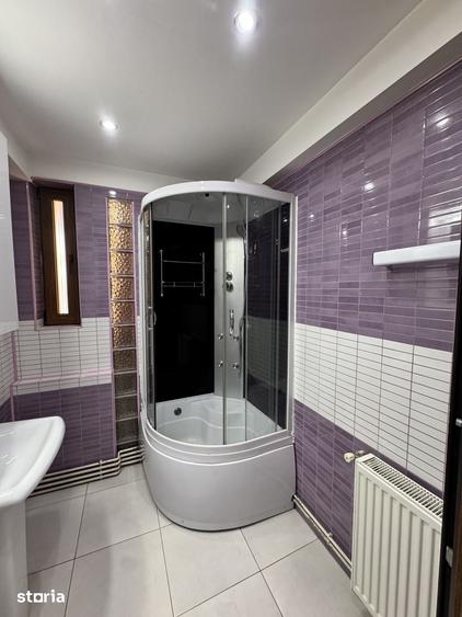 Apartament cu 3 camere în Micro 3