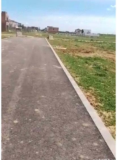 Teren de 2544 mp, în Malu Mare